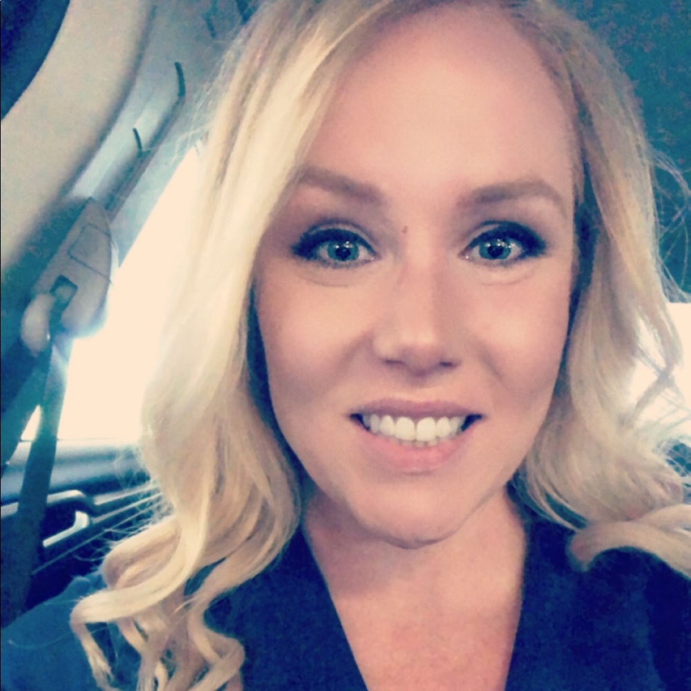 Meet your Posher, Amanda